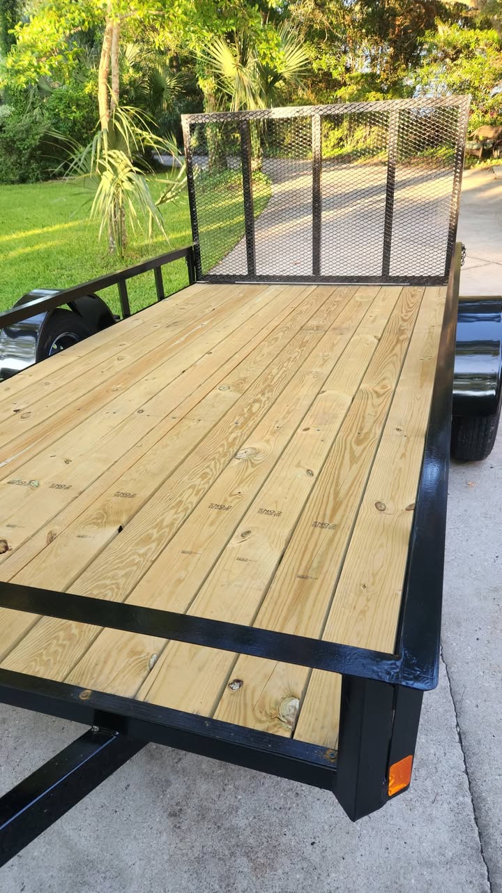6x12 sa Landscape trailer - Main View